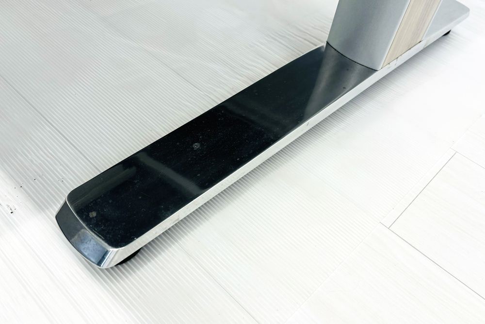 オカムラ プリシード PRECEDE 昇降デスク 中古 ワゴン付き エグゼクティブデスク 高級デスク 中古オフィス家具 1550/685/650～1250の画像