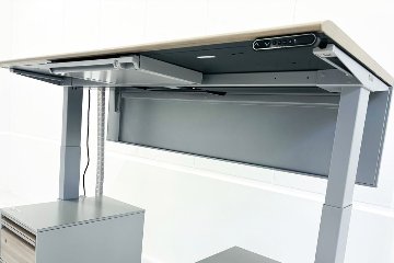 オカムラ プリシード PRECEDE 昇降デスク 中古 ワゴン付き エグゼクティブデスク 高級デスク 中古オフィス家具 1550/685/650～1250の画像