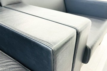 コクヨ ラシーマ 中古 応接セット レザー 応接家具 【4点セット】 応接ソファ 応接テーブル 応接ソファー 中古オフィス家具の画像