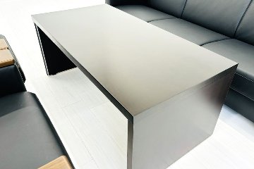 コクヨ リアクト 中古 応接セット レザー 応接家具 【4点セット】 応接ソファ 応接テーブル 応接ソファー 中古オフィス家具の画像