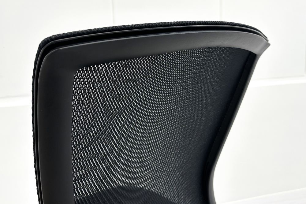 エトスチェア 中古 コクヨ フォスターエトス 肘無 事務椅子 座クッション 背メッシュ 中古オフィス家具 ブラックの画像