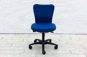 オカムラ カロッツァチェア 中古 クッション ローバック 肘無 ブルー OKAMURA Carrozza 中古オフィス家具の画像