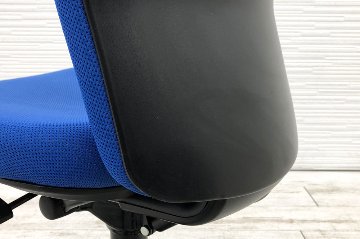 オカムラ カロッツァチェア 中古 クッション ローバック 肘無 ブルー OKAMURA Carrozza 中古オフィス家具の画像
