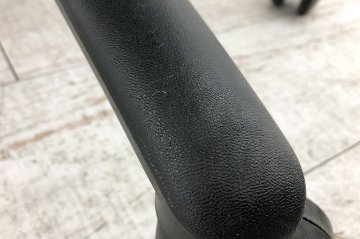 オカムラ カロッツァチェア 中古 クッション ローバック 肘無 ブルー OKAMURA Carrozza 中古オフィス家具の画像