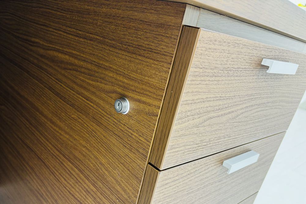 コクヨ 両袖机 幅1800 中古 役員デスク 550シリーズ 役員家具 中古役員家具 エグゼクティブデスク 中古オフィス家具 1800/850/720の画像