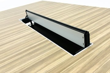 コクヨ サイビ SAIBI ミーティングテーブル 中古 幅2400 木目天板 会議机 中古オフィス家具 2400/1200/720の画像