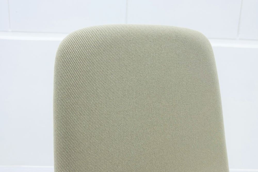 イトーキ knot Work ノットワークシリーズ 中古 ミーティングチェア 【4脚セット】 会議椅子 多目的チェア 中古オフィス家具の画像