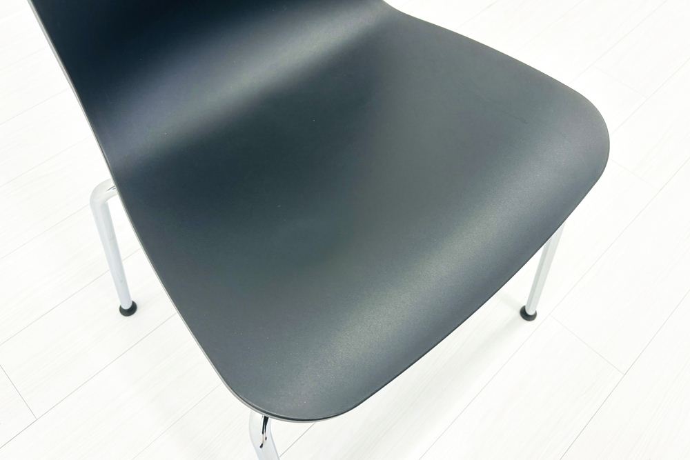 展示品 vitra ヴィトラ　HAL　ダイニングチェア　2脚セット　カフェ ヴィトラ Vitra ハルチェア HAL | 中古オフィス家具専門店の