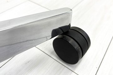 【ポリッシュ脚ピカピカ磨き有！】 ノール Knoll ノル リミックスチェア 中古 2020年製 ハイバック アルミループ肘 アルミミラー脚 ブラウン レザーの画像