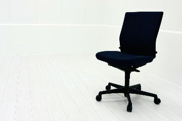 オカムラ エスクードチェア 中古 肘無 事務椅子 中古オフィス家具 OKAMURA ESCUDO ハイバック ダークブルーの画像