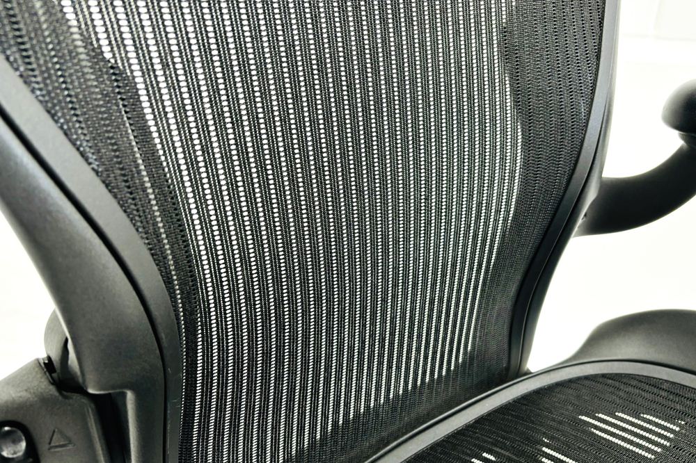 Aeron Chairs アーロンチェア 中古 Bサイズ フル装備 ハーマンミラー アーロン Herman Miller 中古オフィス家具 肘ダイヤルの画像