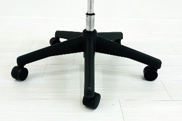 Aeron Chairs アーロンチェア 中古 Bサイズ フル装備 ハーマンミラー アーロン Herman Miller 中古オフィス家具 肘ダイヤルの画像