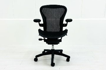 Aeron Chairs アーロンチェア 中古 Bサイズ フル装備 ハーマンミラー アーロン Herman Miller 中古オフィス家具 肘ダイヤルの画像