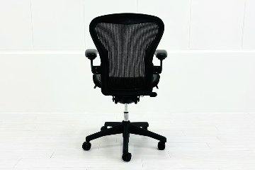 Aeron Chairs アーロンチェア 中古 Bサイズ フル装備 ハーマンミラー アーロン Herman Miller 中古オフィス家具 肘ダイヤルの画像