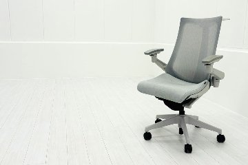 アクトチェア 2020年製 中古 イトーキ Act 可動肘 事務椅子 ITOKI 中古オフィス家具 ホワイトグレーの画像