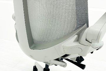 アクトチェア 2020年製 中古 イトーキ Act 可動肘 事務椅子 ITOKI 中古オフィス家具 ホワイトグレーの画像