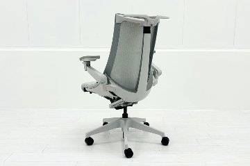 アクトチェア 2020年製 中古 イトーキ Act 可動肘 事務椅子 ITOKI 中古オフィス家具 ホワイトグレーの画像
