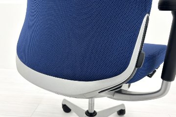 オカムラ コーラルチェア ハイバック 中古 2018年製 可動肘 中古オフィス家具 OKAMURA Choral 中古チェア 事務椅子 OAチェアの画像