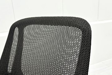 オカムラ シルフィーチェア 中古 2020年製 ローバック 固定肘 OKAMURA Sylphy 中古オフィスチェア 中古オフィス家具 ミディアムグレーの画像