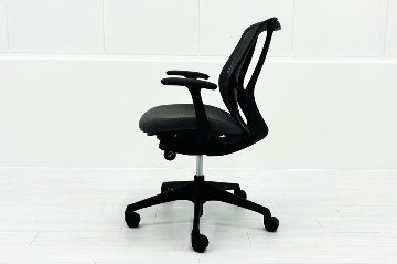 オカムラ シルフィーチェア 中古 2020年製 ローバック 固定肘 OKAMURA Sylphy 中古オフィスチェア 中古オフィス家具 ミディアムグレーの画像