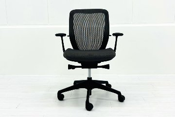 オカムラ シルフィーチェア 中古 2020年製 ローバック 固定肘 OKAMURA Sylphy 中古オフィスチェア 中古オフィス家具 ミディアムグレーの画像
