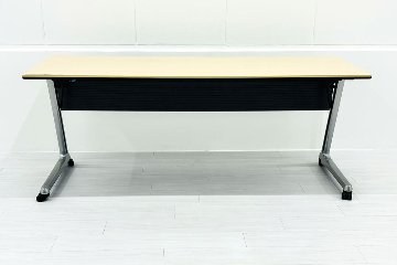 オカムラ INTERACT PRO(インターアクトプロ)シリーズ ミーティングテーブル 中古 ネスティングテーブル 会議机 中古オフィス家具 1800/600/720の画像