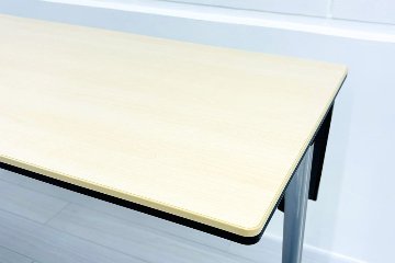 オカムラ INTERACT PRO(インターアクトプロ)シリーズ ミーティングテーブル 中古 ネスティングテーブル 会議机 中古オフィス家具 1800/600/720の画像