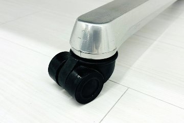 オカムラ INTERACT PRO(インターアクトプロ)シリーズ ミーティングテーブル 中古 ネスティングテーブル 会議机 中古オフィス家具 1800/600/720の画像