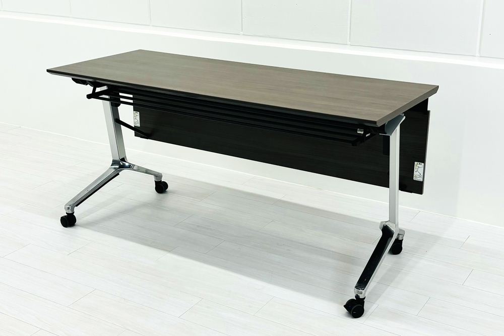 コクヨ コンフェスト ミーティングテーブル 中古  会議机 折りたたみ テーブル 中古オフィス家具 フォールディングテーブル 1500/600/720の画像