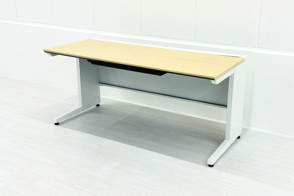平机 コクヨ ISシリーズ 中古 平デスク 中古机 オフィスデスク 事務机 中古オフィス家具 1600/700/720の画像