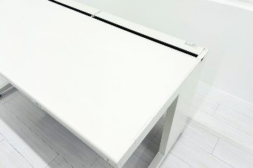 プラス 平机 中古 幅1400 事務机 オフィスデスク 中古オフィス家具 ホワイト 1400/700/720の画像