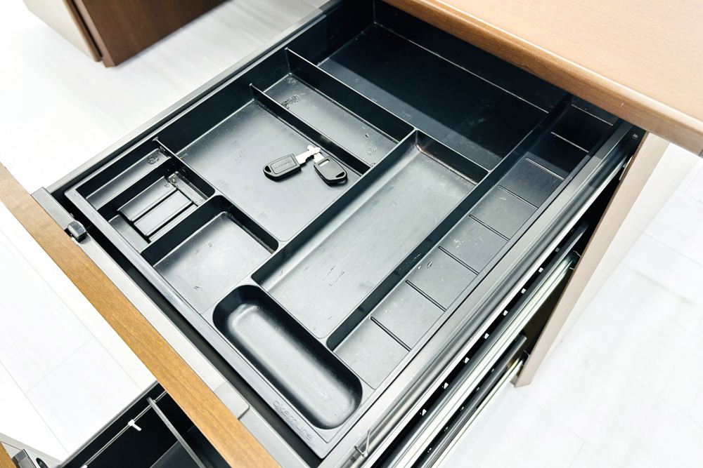 オカムラ 役員デスク 両袖机 役員机 中古 DX-2 エグゼクティブデスク 中古オフィス家具 1800/800/720の画像