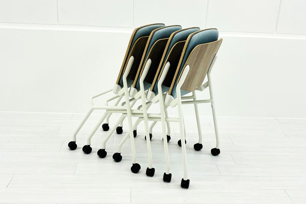 オカムラ ライブス ネスティングチェア 中古 【4脚セット】 Lives Nesting Chair ミーティングチェア 会議椅子 中古オフィス家具 セージの画像