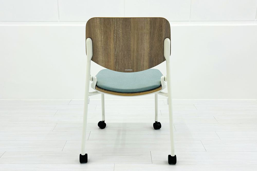 オカムラ ライブス ネスティングチェア 中古 【4脚セット】 Lives Nesting Chair ミーティングチェア 会議椅子 中古オフィス家具 セージの画像