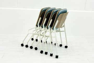 オカムラ ライブス ネスティングチェア 中古 【4脚セット】 Lives Nesting Chair ミーティングチェア 会議椅子 中古オフィス家具 セージの画像