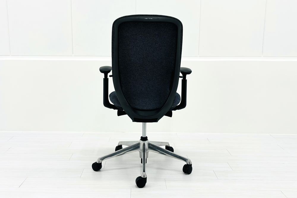 シルフィーチェア オカムラ 中古 2017年製 ハイバック 可動肘 Sylphy クッション 中古オフィス家具 中古オフィスチェア インディゴの画像