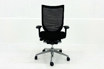 バロンチェア 中古 オカムラ Baron ブラック 可動肘 ハイバック 中古オフィス家具 座クッション 中古オフィスチェア 事務椅子の画像