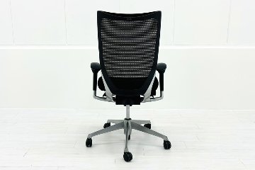バロンチェア 中古 オカムラ Baron ブラック 可動肘 ハイバック 中古オフィス家具 座クッション 中古オフィスチェア 事務椅子の画像