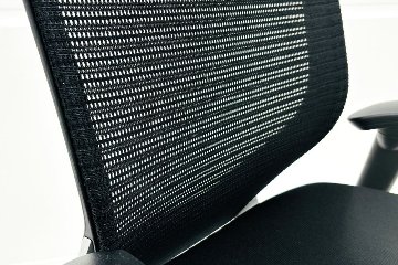 バロンチェア 中古 オカムラ Baron ブラック 可動肘 ハイバック 中古オフィス家具 座クッション 中古オフィスチェア 事務椅子の画像