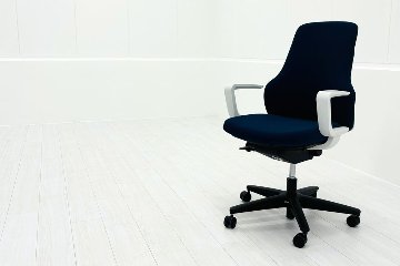 コクヨ グーフォチェア 中古 ハイバック KOKUYO gufo クッション 固定肘 中古オフィス家具 中古オフィスチェア ブルーの画像