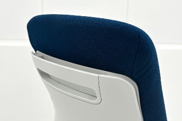 コクヨ グーフォチェア 中古 ハイバック KOKUYO gufo クッション 固定肘 中古オフィス家具 中古オフィスチェア ブルーの画像