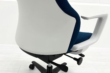 コクヨ グーフォチェア 中古 ハイバック KOKUYO gufo クッション 固定肘 中古オフィス家具 中古オフィスチェア ブルーの画像