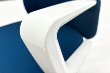 コクヨ グーフォチェア 中古 ハイバック KOKUYO gufo クッション 固定肘 中古オフィス家具 中古オフィスチェア ブルーの画像