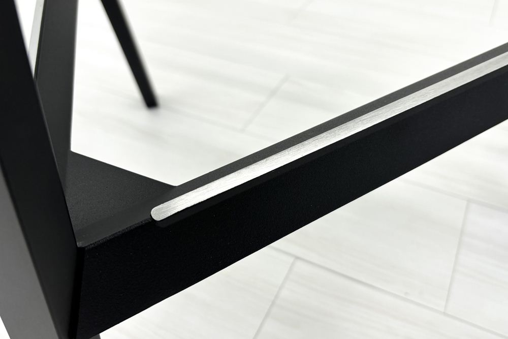 【4脚セット】MAGIS Stool_One Konstantin Grcic 中古 マジス スツールワン コンスタンチン・グルチッチ ミーティングチェア 中古オフィス家具 ブラック系色の画像