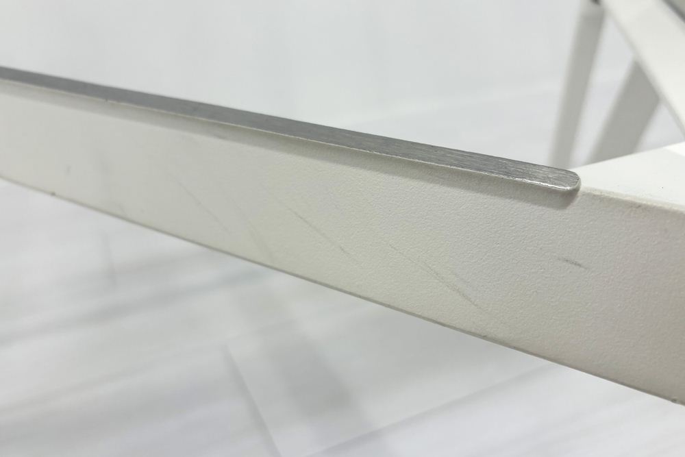 【4脚セット】MAGIS Stool_One Konstantin Grcic 中古 マジス スツールワン コンスタンチン・グルチッチ ミーティングチェア 中古オフィス家具 ホワイト系色の画像