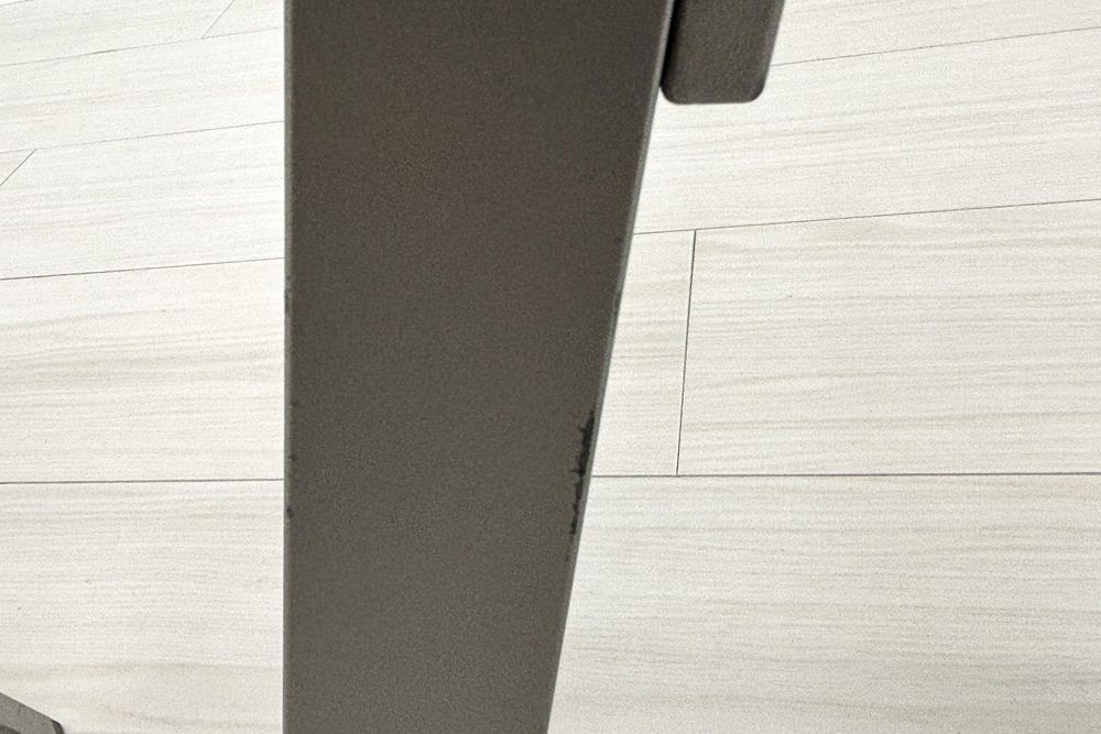 【4脚セット】MAGIS Stool_One Konstantin Grcic 中古 マジス スツールワン コンスタンチン・グルチッチ ミーティングチェア 中古オフィス家具 グレー系色の画像