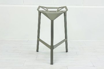 【4脚セット】MAGIS Stool_One Konstantin Grcic 中古 マジス スツールワン コンスタンチン・グルチッチ ミーティングチェア 中古オフィス家具 グレー系色の画像