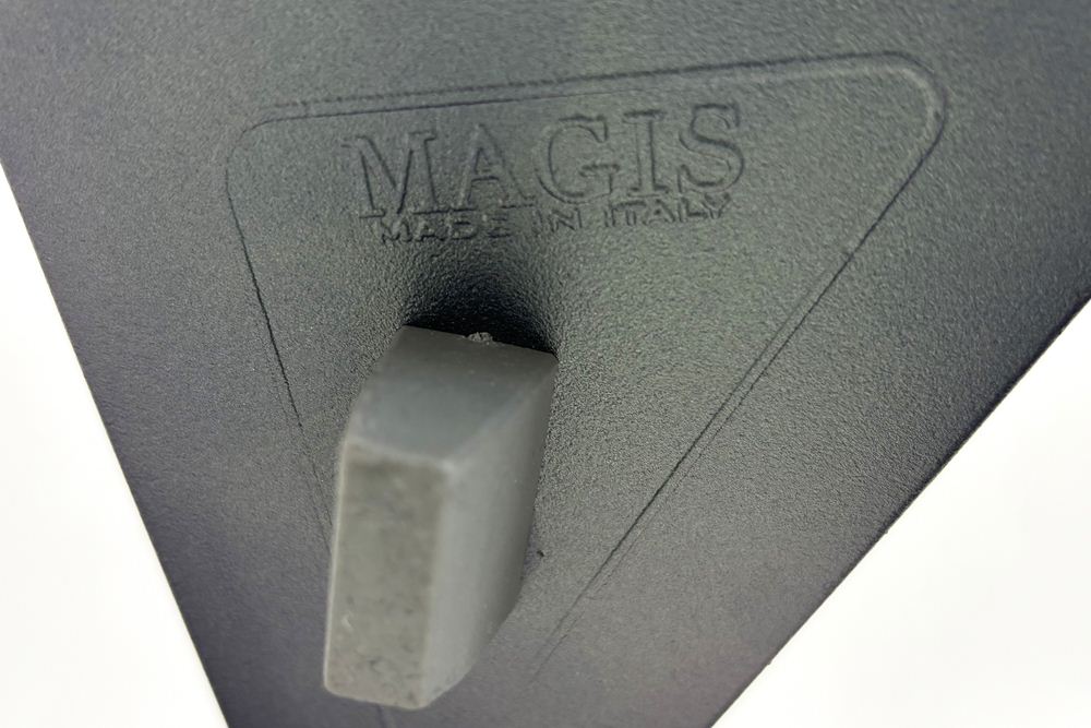 【4脚セット】MAGIS Stool_One Konstantin Grcic 中古 マジス スツールワン コンスタンチン・グルチッチ ミーティングチェア 中古オフィス家具 ダークグレー系色の画像