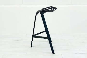 【4脚セット】MAGIS Stool_One Konstantin Grcic 中古 マジス スツールワン コンスタンチン・グルチッチ ミーティングチェア 中古オフィス家具 ダークグレー系色の画像