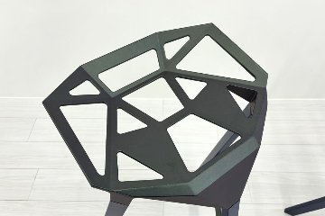 【4脚セット】MAGIS Stool_One Konstantin Grcic 中古 マジス スツールワン コンスタンチン・グルチッチ ミーティングチェア 中古オフィス家具 ダークグレー系色の画像
